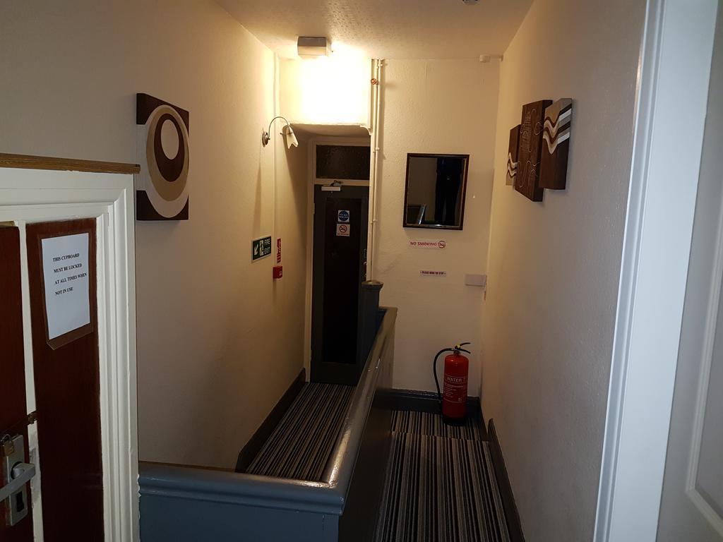 Kings Court Families & Couples Bed & Breakfast Blackpool Exterior photo