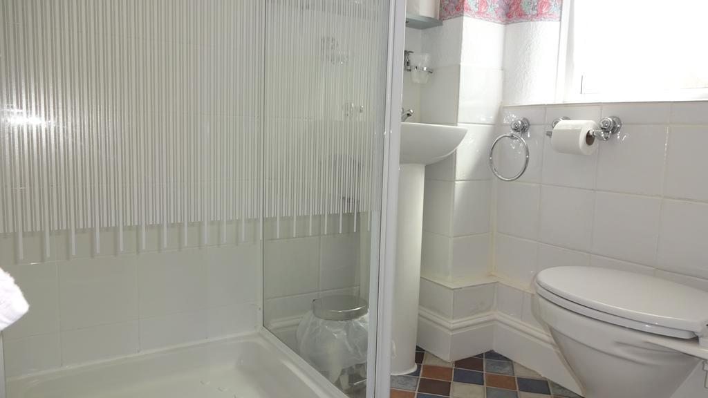 Kings Court Families & Couples Bed & Breakfast Blackpool Exterior photo