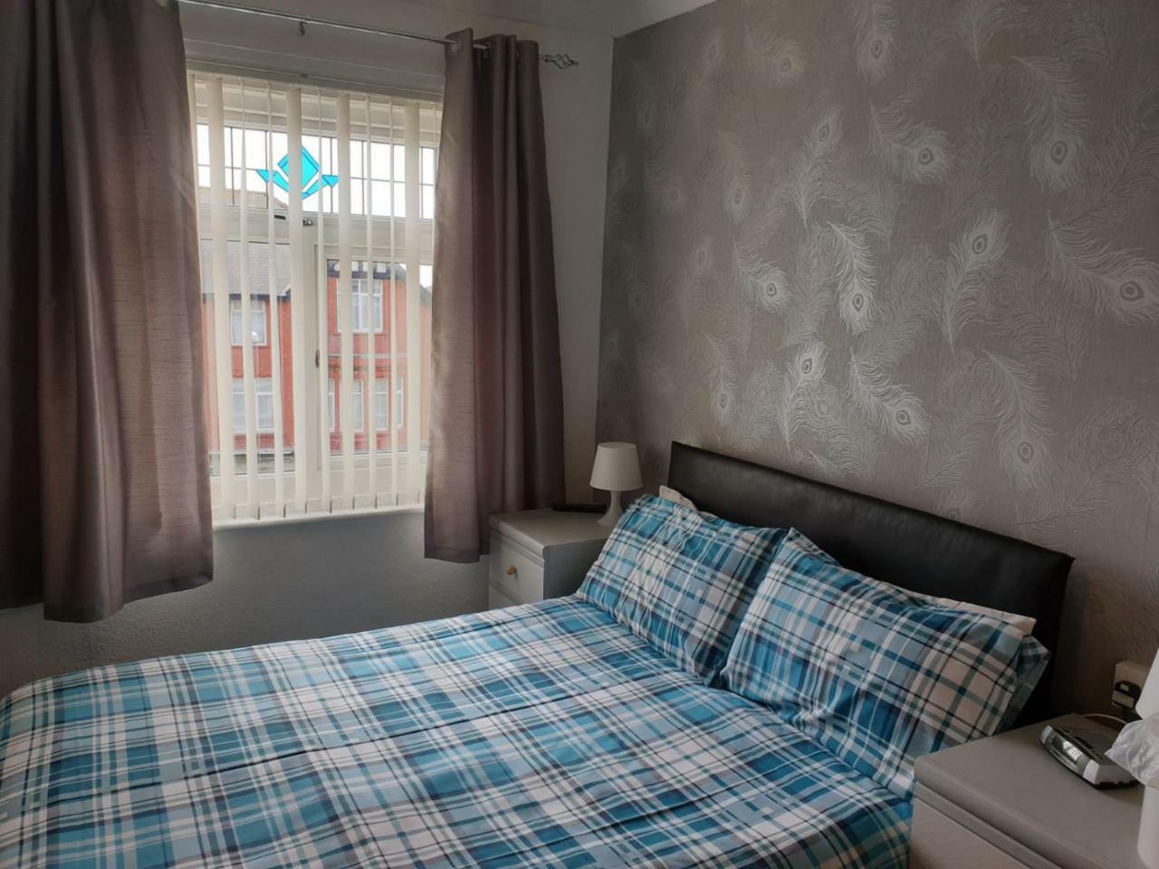 Kings Court Families & Couples Bed & Breakfast Blackpool Exterior photo